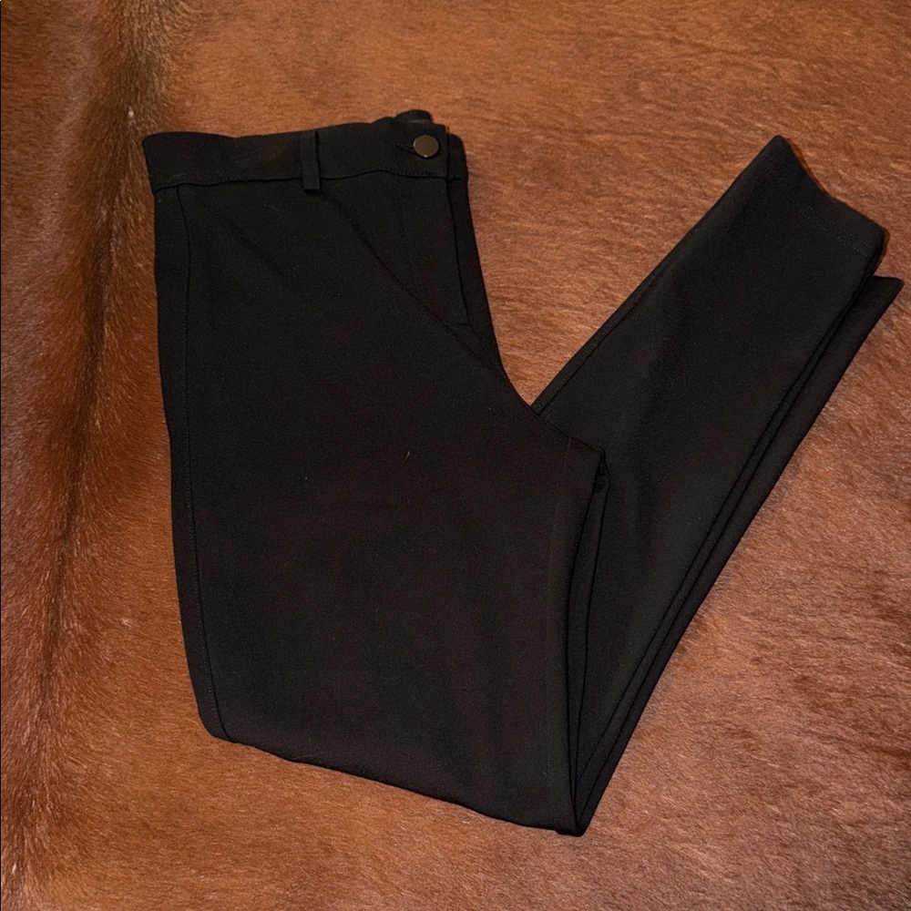 Mario Serrani Women's Black Ankle Pants